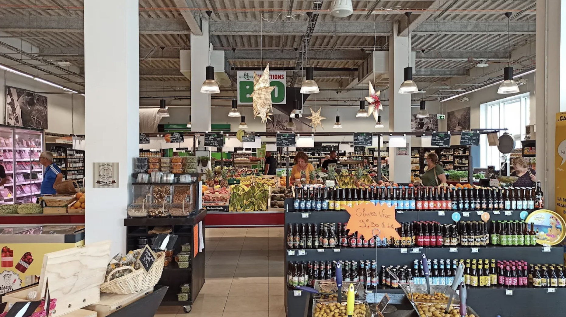 Vue intérieure de la boutique Le Fruitier